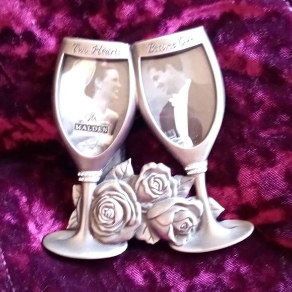 Metalic Frame - Picture 4 of 10